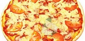 Сеть магазинов разливного пива и итальянской пиццы на вынос Pizzashop на улице Урицкого