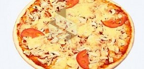 Сеть магазинов разливного пива и итальянской пиццы на вынос Pizzashop на улице Урицкого