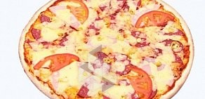 Сеть магазинов разливного пива и итальянской пиццы на вынос Pizzashop на улице Урицкого