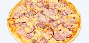 Сеть магазинов разливного пива и итальянской пиццы на вынос Pizzashop на улице Урицкого