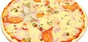 Сеть магазинов разливного пива и итальянской пиццы на вынос Pizzashop на Демократической улице