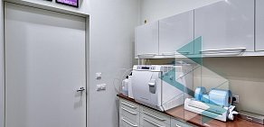 Стоматологическая клиника InWhite Medical на Мосфильмовской улице 