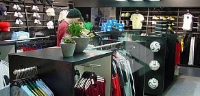 Магазин спортивных товаров Adidas в ТЦ Омега
