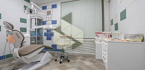 Стоматология и аптека Фармацевт-2005 в Перово
