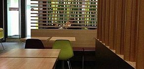 Ресторан быстрого обслуживания Макдоналдс в ТЦ Феникс в Выхино-Жулебино