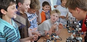 Детский клуб роботехники Роботрек на метро Приморская