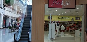 Магазин одежды Flo&Jo на метро Новогиреево